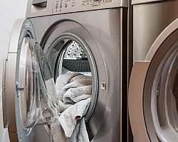 Lavagem e higienização de uniformes